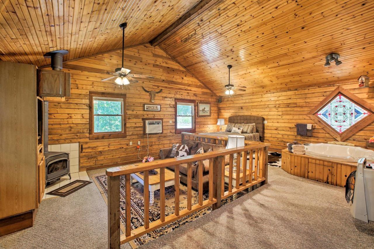 Secluded Studio 1 Mi To Thorncrown Chapel Eureka Springs Bagian luar foto